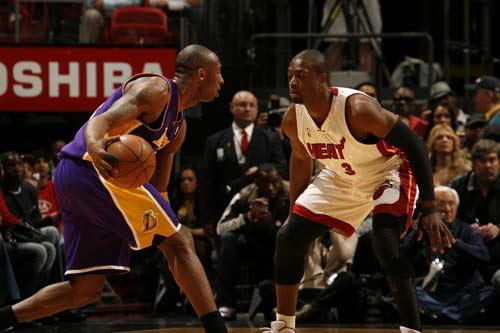 真是得不了分！四川开场三分钟未得分 深圳一波11-0开局（四川开场三分钟毫无斩获，深圳一波11-0强势开局）