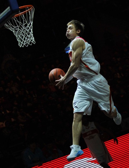 安东尼：保罗的遭遇将重演于威少＆德罗赞＆浓眉（安东尼：保罗的命运或将在威少、德罗赞与浓眉身上重现）