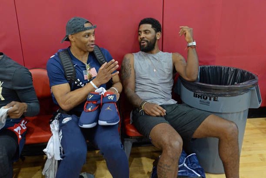 打的就是卫冕冠军！福克斯vs雷霆29分集锦：里突外投完胜亚历山大！（冲击卫冕王者！福克斯29分战雷霆集锦：内外开花完胜亚历山大！）