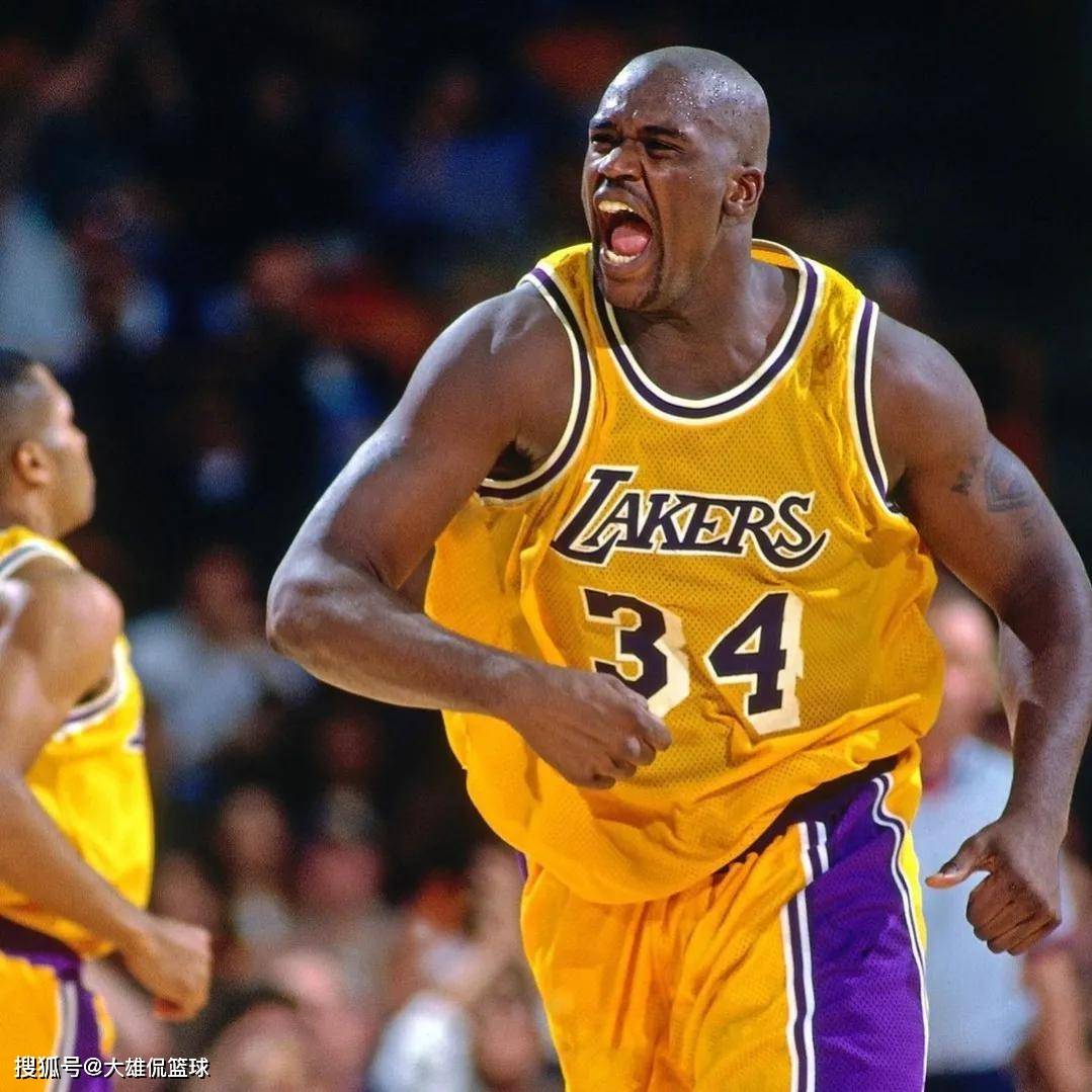 篮球湖人替补锋线表现抢眼（湖人替补锋线发挥出色）