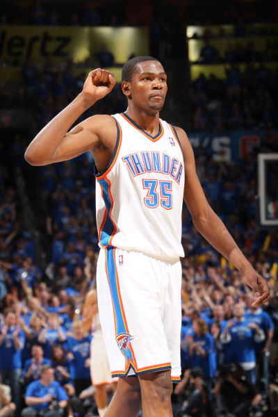 福克斯谈科内特：他对我们球队帮助巨大 甚至还能充当进攻组织者（福克斯：科内特对球队价值非凡 甚至能够承担进攻组织职责）