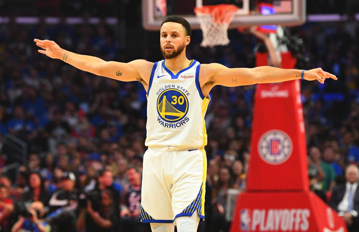 基德：弗拉格上半场很有侵略性，下半场我们就依靠浓眉（基德：弗拉格上半场火力十足，易边后我们主要倚仗浓眉）