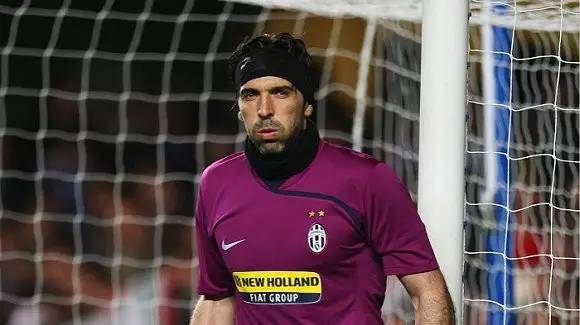 李金羽：今年的联赛看到了积极的改变，明年我们的困难会更多（李金羽：本赛季呈现积极转变，来年挑战将更严峻）