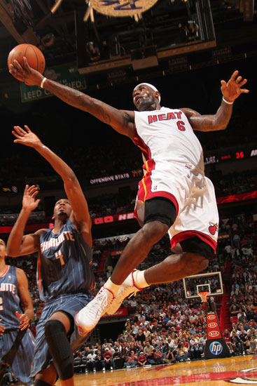 阿里纳斯称除非再夺两冠，否则难获认可（阿里纳斯：若不再添两冠，难获认可）