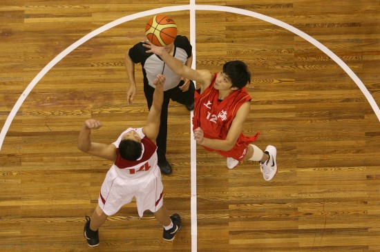 周定洋坐镇，亚冠成都蓉城VS神户胜利船，韦世豪+德尔加多领衔进攻（周定洋压阵，亚冠成都蓉城对阵神户胜利船，韦世豪、德尔加多领衔锋线）