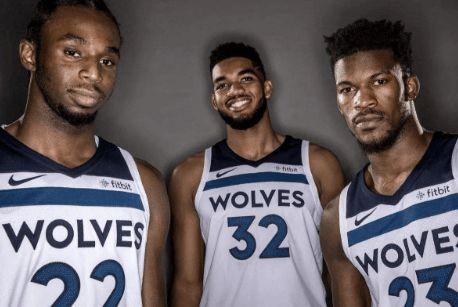 雷霆队的辉煌历程回顾（回望雷霆队的荣耀之路）