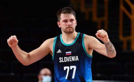 云南外援奥斯卡连续七场联赛参与进球，刷新个人中超最长纪录（云南外援奥斯卡7轮联赛连场参与破门，改写个人中超最长纪录）