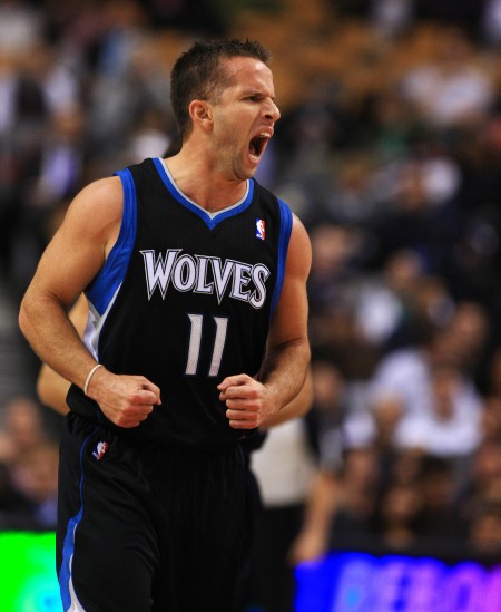 篮球火箭球员连续两场关键投篮命中（火箭队球员连续两场命中关键球）