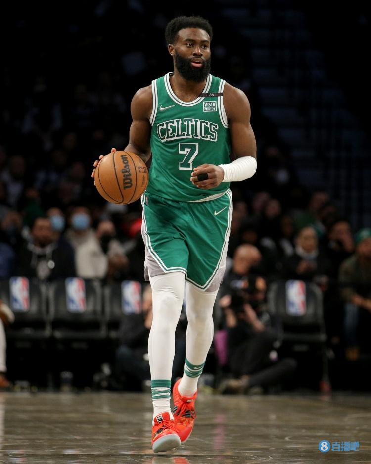 官方：马科斯-略伦特大腿肌肉撕裂，将缺席与国米的欧冠比赛（官方通报：马科斯-略伦特大腿肌肉撕裂，无缘对阵国米的欧冠之战）