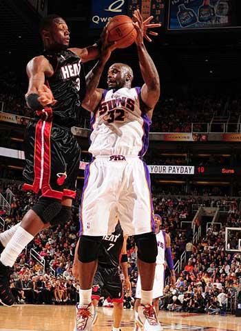 TA：梅里诺表现高效，阿尔特塔的强势首发阵容收效显著（TA：梅里诺高效发挥，阿尔特塔强势首发见成效）