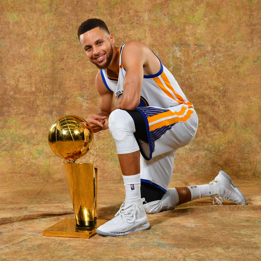 2025／26赛季英超：强势又稳定！阿森纳欧冠、英超双线强势登顶（2025／26赛季：阿森纳强势稳健，欧冠与英超双线登顶）