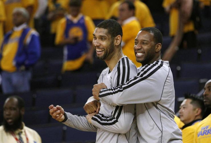 英格拉姆连场拉胯，布伦森18+6+7唐斯22分，尼克斯送猛龙交手9连败（英格拉姆连续低迷，布伦森18+6+7、唐斯22分，尼克斯再送猛龙交手9连败）