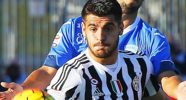 巨星时刻！多角度还原爱德华兹逆天绝平三分 约基奇丢绝杀进入加时（高光瞬间：全景回放爱德华兹神奇压哨三分扳平，约基奇绝杀未进拖入加时）