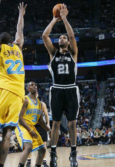 媒体人：新疆男篮与路易斯·金解约，新外援近日与球队会和（媒体人曝：新疆男篮已与路易斯·金解约，新外援将于近日与球队会合）