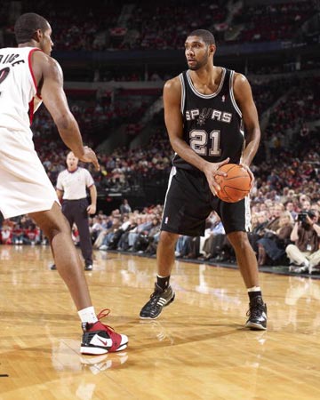 尼克斯17分逆转是自97年来圣诞大战第三大分差逆转胜利（尼克斯圣诞大战17分大逆转，创1997年以来第三大翻盘纪录）